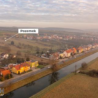 Prodej stavební parcely 1 721 m² Uherský Brod, 