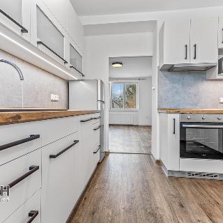 Pronájem bytu 2+1 70 m² Dobruška, Javorová