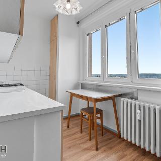 Pronájem bytu 2+1 52 m² Uherské Hradiště, Tř. Maršála Malinovského