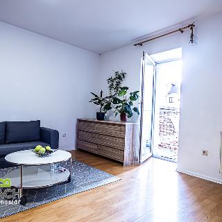 Pronájem bytu 1+kk a garsoniéry 33 m² Náchod, Masarykovo náměstí