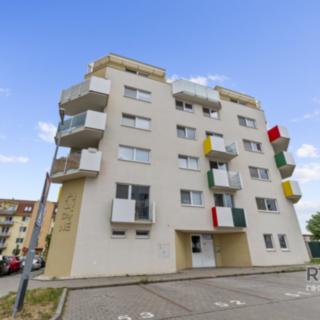 Prodej bytu 1+kk a garsoniéry 41 m² Uherské Hradiště Sady, Hrušková