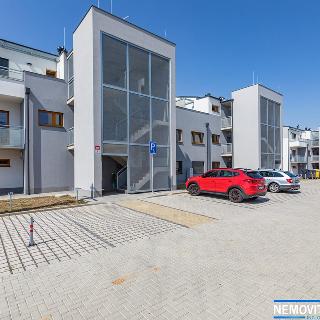 Prodej bytu 3+kk 130 m² Znojmo, Hrušňová