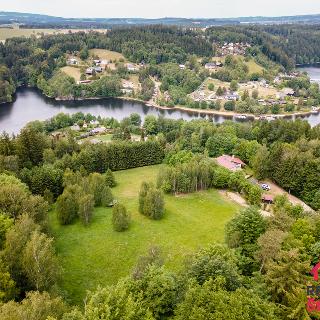 Prodej stavební parcely 1894 m² Pastviny