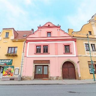 Pronájem bytu 2+kk 44 m² Město Touškov