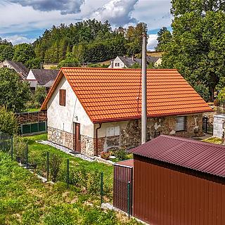 Prodej chaty 42 m&sup2; Kolinec