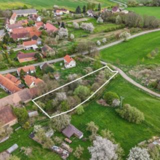 Prodej stavební parcely 1661 m² Všekary