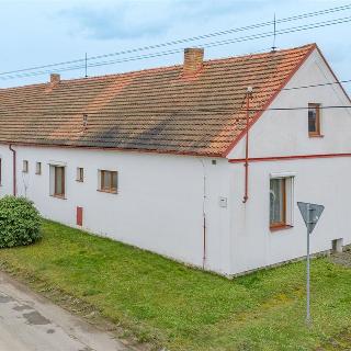 Prodej rodinného domu 253 m² Hlohovice