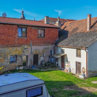 Prodej rodinného domu 368 m² Dobřany, Školní