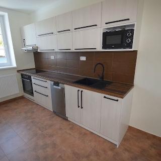 Pronájem bytu 2+1 61 m² Humpolec, Kamarytova