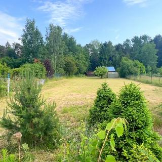 Prodej stavební parcely 1 567 m² Jevany, Zahradní