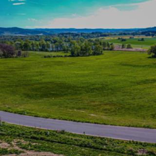 Prodej stavební parcely 5635 m² Vysoký Chlumec