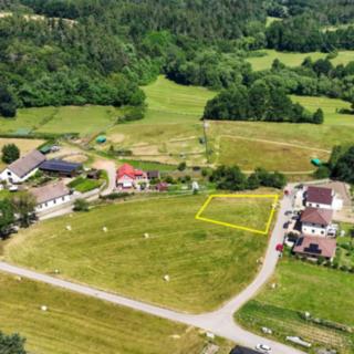 Prodej stavební parcely 1022 m&sup2; Týnec nad Sázavou