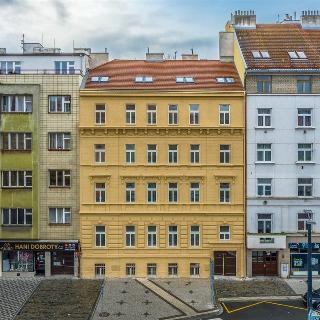 Pronájem bytu 1+1 34 m² Praha, Svatoslavova