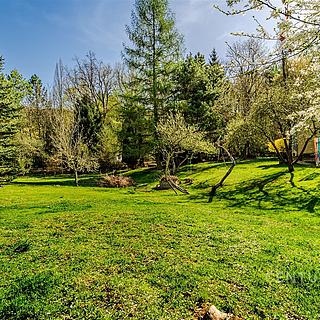 Prodej stavební parcely 1217 m&sup2; Praha