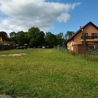 Prodej stavební parcely 1148 m² Korkyně