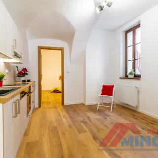 Pronájem bytu 2+1 58 m² Slaný, Soukenická