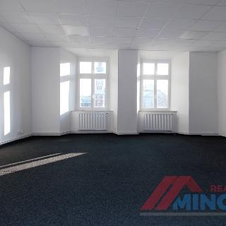 Pronájem kanceláře 80 m² Slaný, Masarykovo náměstí