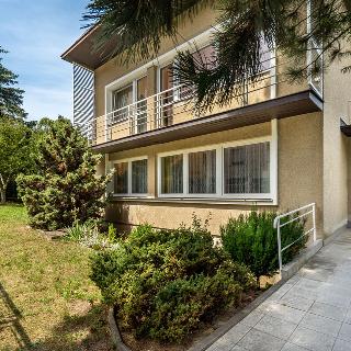 Prodej rodinného domu 243 m² Karlovy Vary, Vrchlického