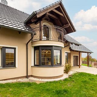 Prodej rodinného domu 205 m&sup2; Jenišov