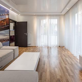 Prodej bytu 3+1 83 m² Karlovy Vary, Spálená