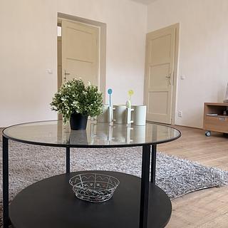 Pronájem bytu 2+1 66 m&sup2; Karlovy Vary