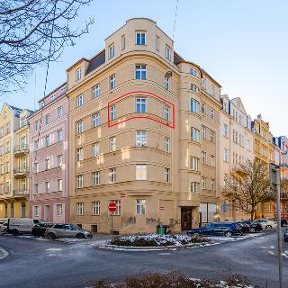 Prodej bytu 1+1 42 m² Karlovy Vary, K. Čapka