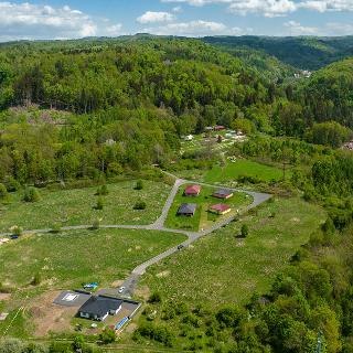 Prodej stavební parcely 2 074 m² Kyselka