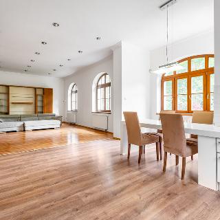 Prodej bytu 3+kk 139 m² Karlovy Vary, Krále Jiřího