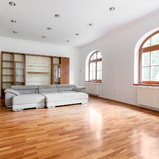 Prodej bytu 3+kk 139 m² Karlovy Vary