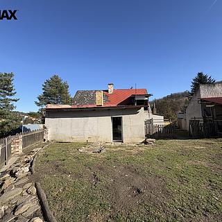 Prodej stavební parcely 358 m&sup2; Žlutice