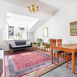 Prodej bytu 3+kk 66 m² Karlovy Vary, Vřídelní