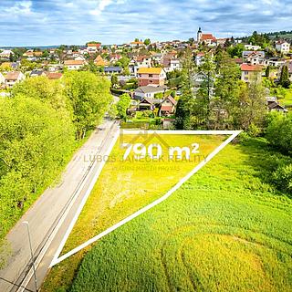 Prodej stavební parcely 790 m&sup2; Vráto