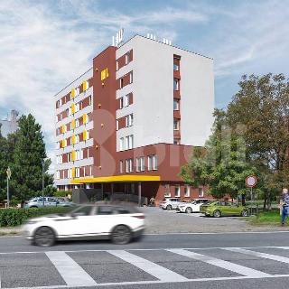 Prodej kanceláře 173 m² Hodonín, Koupelní