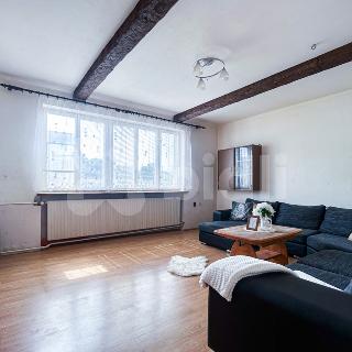 Prodej bytu 3+1 70 m² Osvračín, 