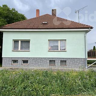 Prodej rodinného domu 263 m&sup2; Kněžice
