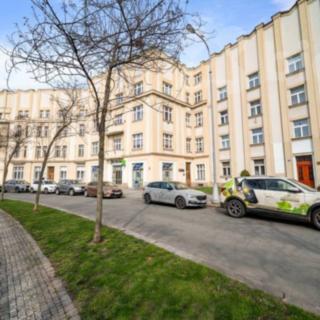Pronájem kanceláře 83 m² Hradec Králové