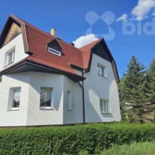 Prodej rodinného domu 300 m² Hrob