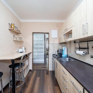 Pronájem bytu 3+1 72 m² Opava, Na Spojce