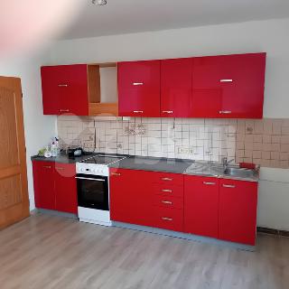 Prodej bytu 3+kk 67 m² Kostelec nad Labem, Neratovická