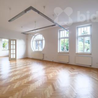 Pronájem rodinného domu 200 m² Kladno