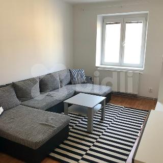 Pronájem bytu 2+1 50 m² Praha, Šaldova