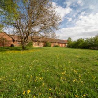 Prodej rodinného domu 457 m² Myštěves