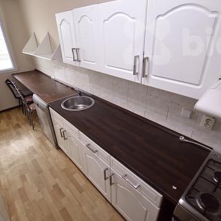 Pronájem bytu 4+1 80 m&sup2; Praha