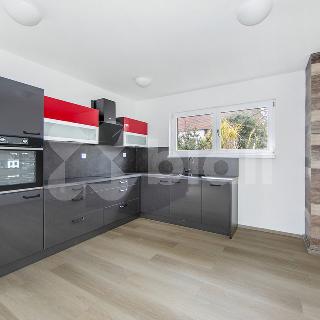 Prodej rodinného domu 86 m² Měčín, 