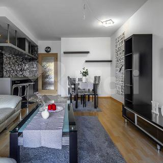 Prodej bytu 2+kk 60 m² Praha, Rižská