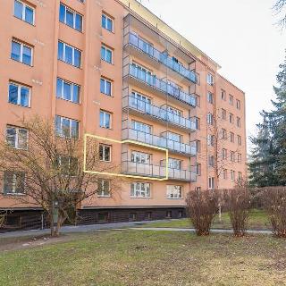 Prodej bytu 3+1 65 m² Praha, Spojovací