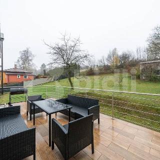 Pronájem rodinného domu 187 m² Horní Lhota