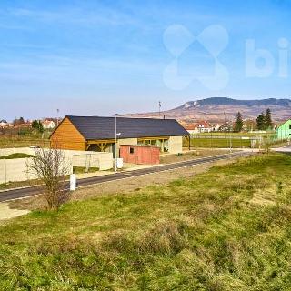 Prodej stavební parcely 600 m² Dolní Dunajovice, Pálavská