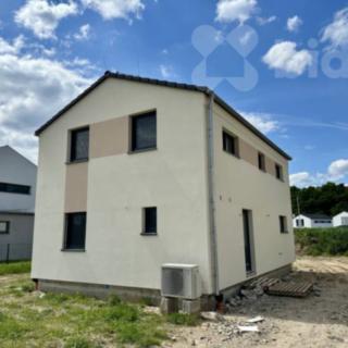Prodej rodinného domu 108 m² Pardubice