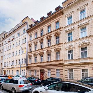 Prodej bytu 4+1 128 m² Praha, Varšavská